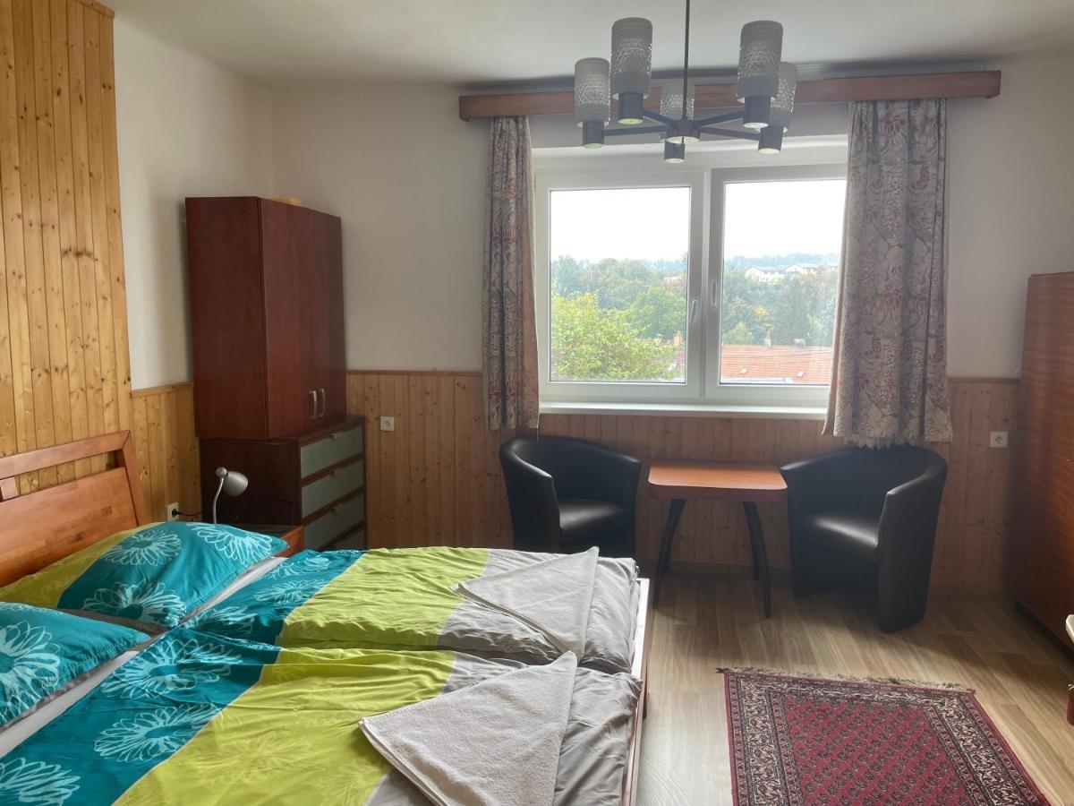 Penzion Fontana Hotel Náměšť nad Oslavou Екстериор снимка