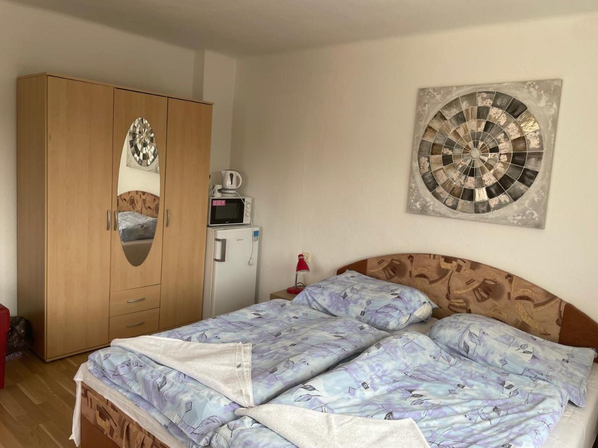 Penzion Fontana Hotel Náměšť nad Oslavou Екстериор снимка