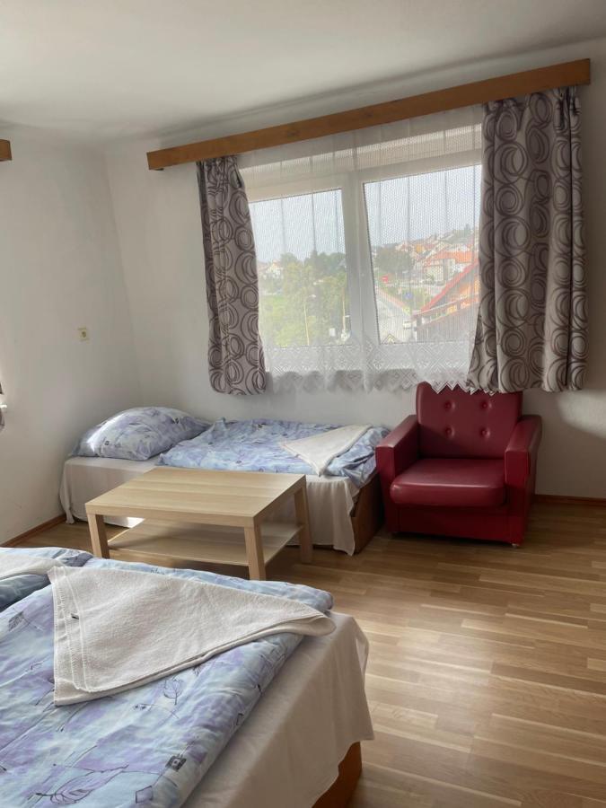 Penzion Fontana Hotel Náměšť nad Oslavou Екстериор снимка